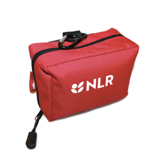 Førstehjelpsveske ment for NLR sine firmabiler